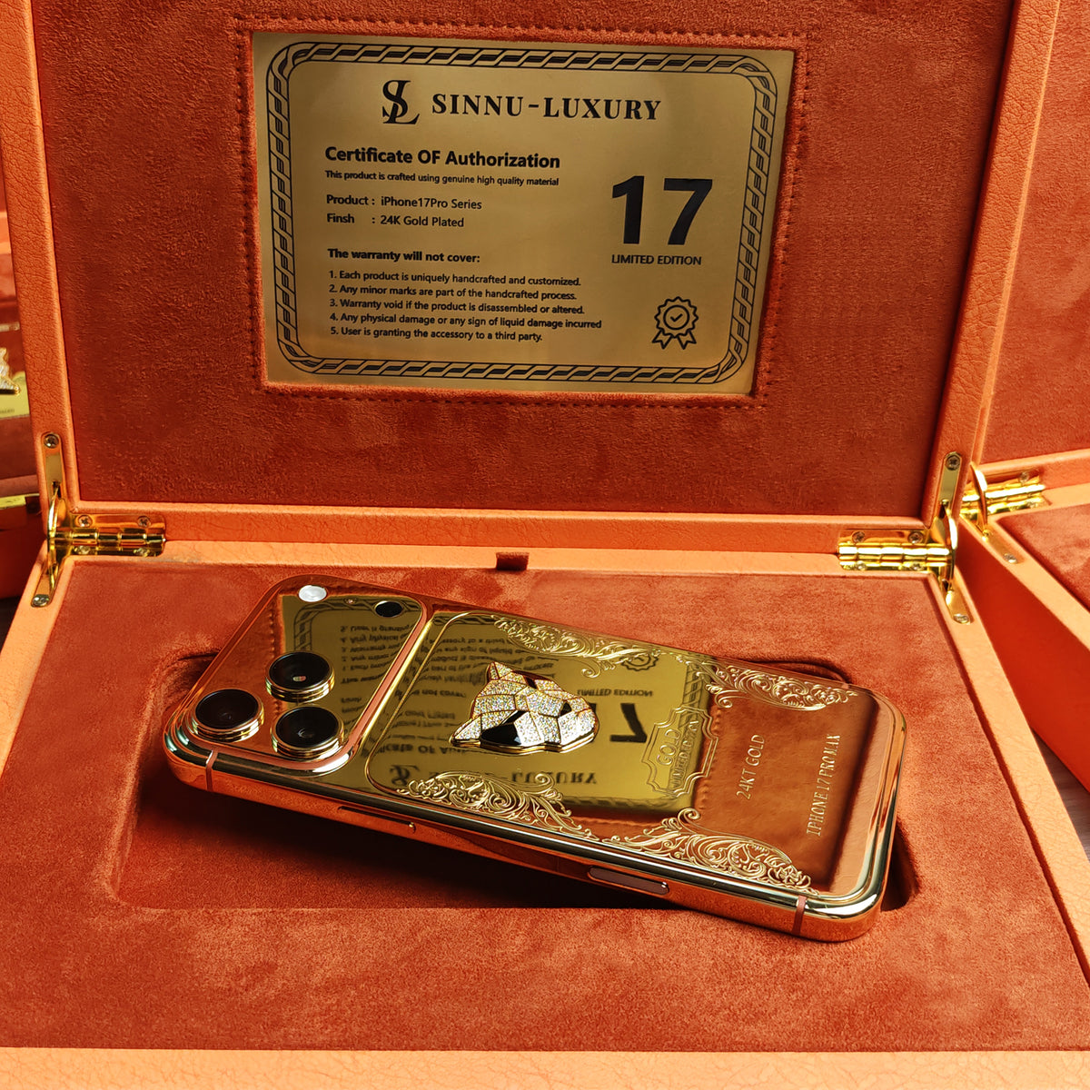 Cheetah Diamond Inlay 24K Gold iPhone 18 Pro Max / 18 Pro / 17 Pro Max / 17 Pro — SINNU LUXURY Limited Edition