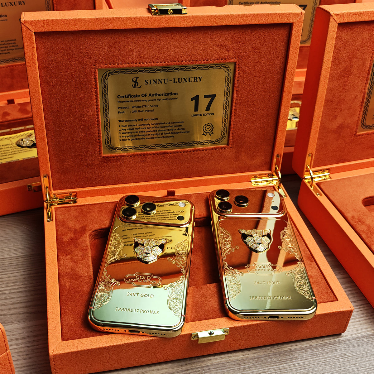 Cheetah Diamond Inlay 24K Gold iPhone 18 Pro Max / 18 Pro / 17 Pro Max / 17 Pro — SINNU LUXURY Limited Edition
