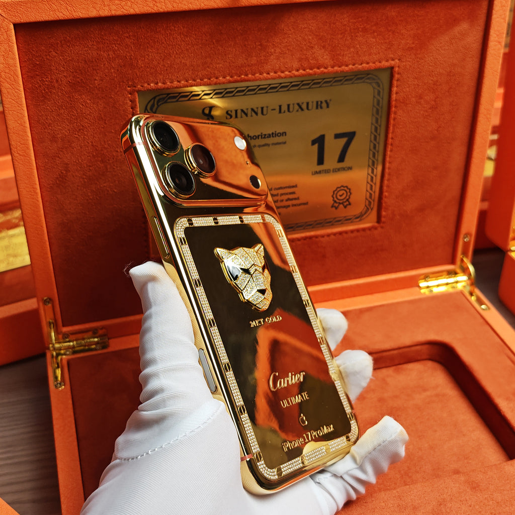 Cheetah Diamond Inlay 24K Gold iPhone 18 Pro Max / 18 Pro / 17 Pro Max / 17 Pro — SINNU LUXURY Limited Edition